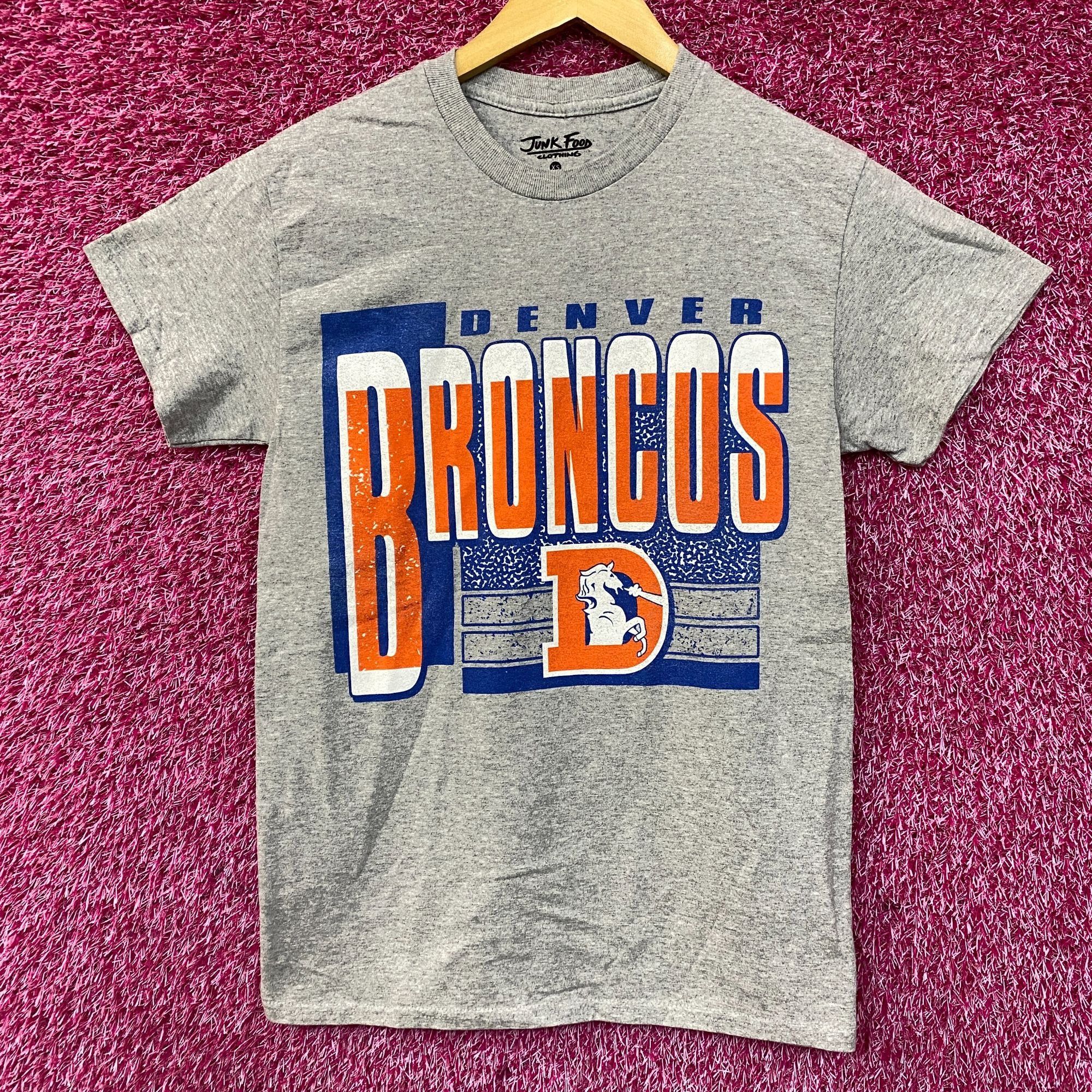 Junk Food Junk Food Clothing NFL Denver Broncos Complete T-Shirt XS Size US XS / EU 42 / 0 - 1 Thumbnail