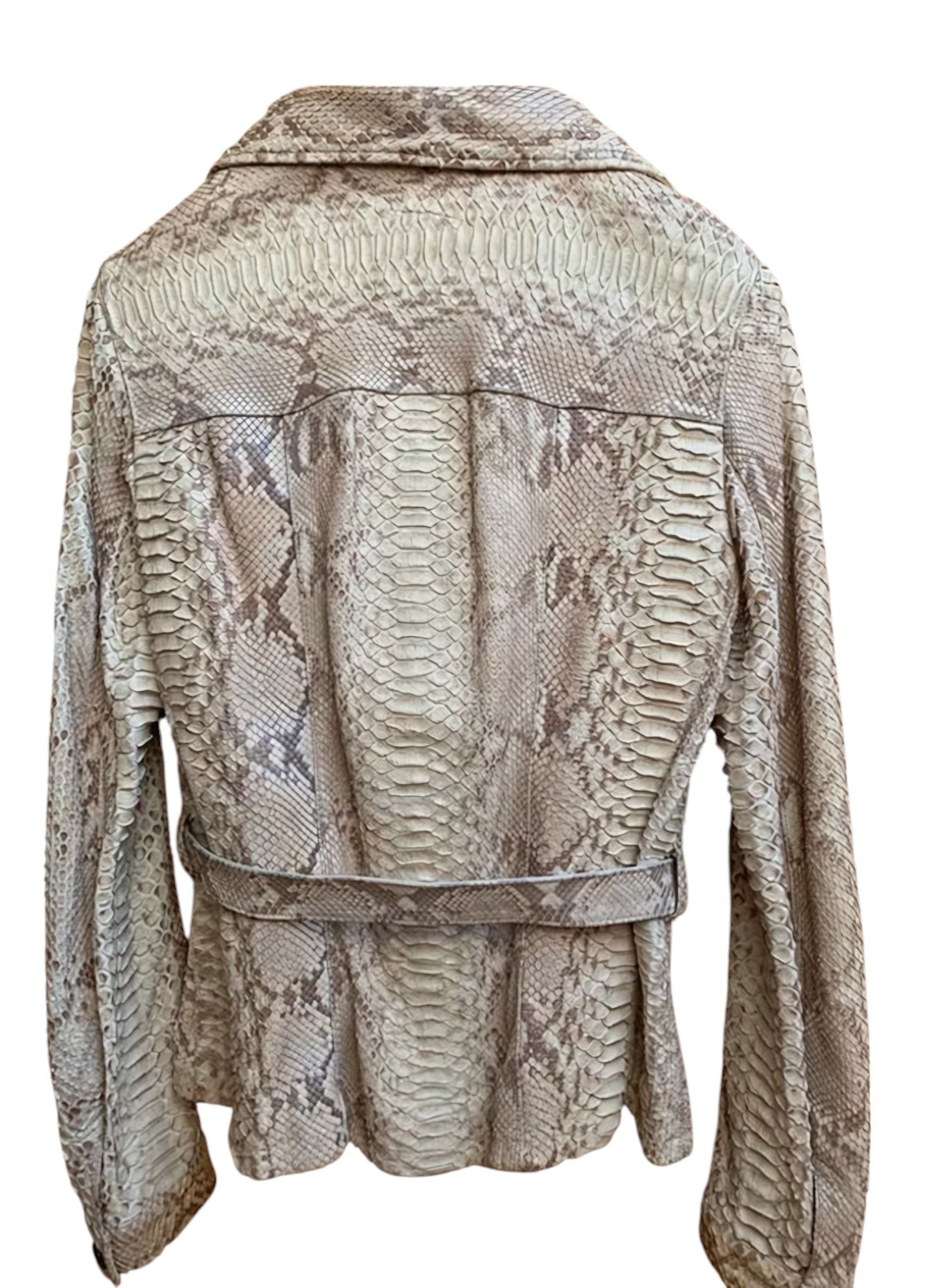 Prada S/S 2004 REAL PYTHON SKIN LEATHER SHORT BELTED JACKET Size L / US 10 / IT 46 - 2 Thumbnail
