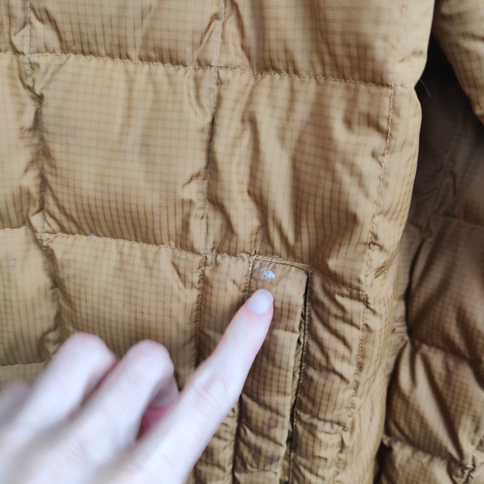 Eddie Bauer Eddie Bauer Original 1957 Down Super Sweater Mens Large Tan Size US L / EU 52-54 / 3 - 6 Thumbnail