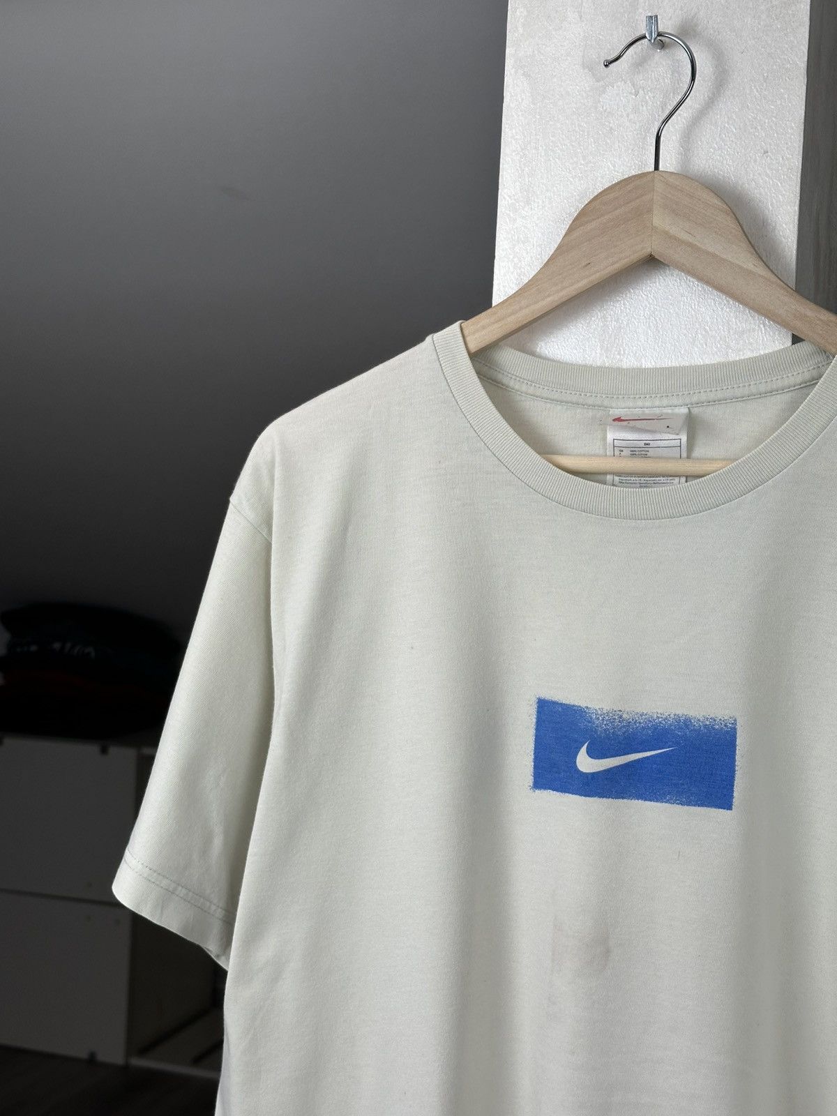 Nike Vintage Nike Y2K Box Logo Tee Size US L / EU 52-54 / 3 - 2 Thumbnail