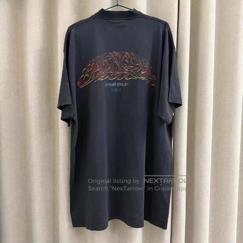 Balenciaga Balenciaga Solid Color Pattern Print Round Neck Short Slee Size US M / EU 48-50 / 2 - 2 Thumbnail
