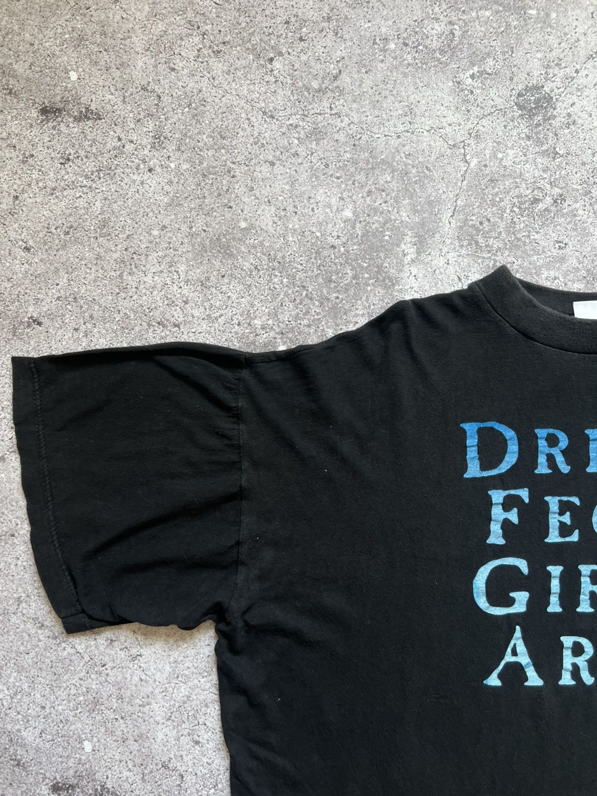 Vintage Vintage 90s Father Ted Drink Feck Girls Arse T-shirt Size US XL / EU 56 / 4 - 4 Thumbnail