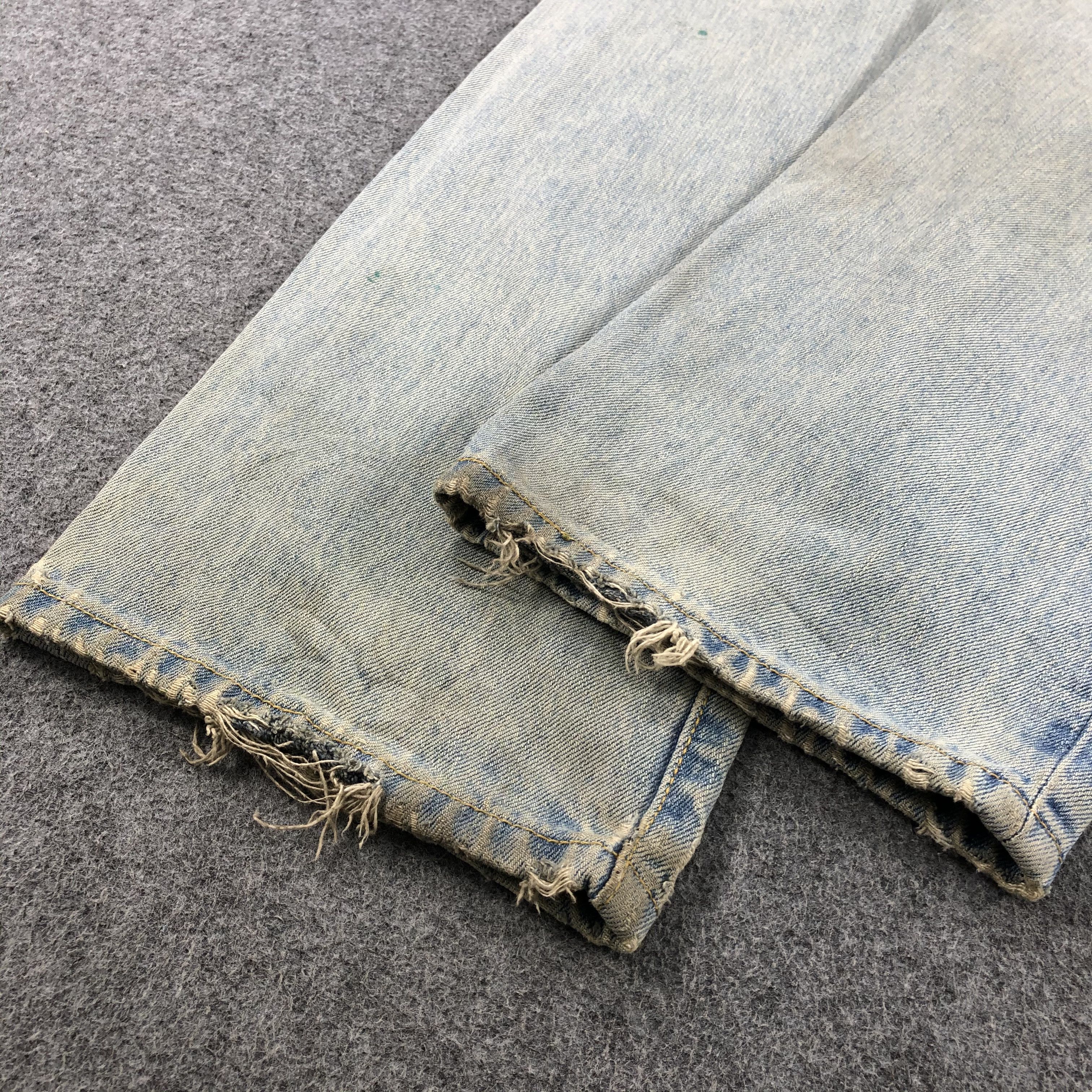 Levi's × Vintage 90s Vintage Light Wash Levis 501 Jeans-JM1827 Size US 32 / EU 48 - 5 Thumbnail