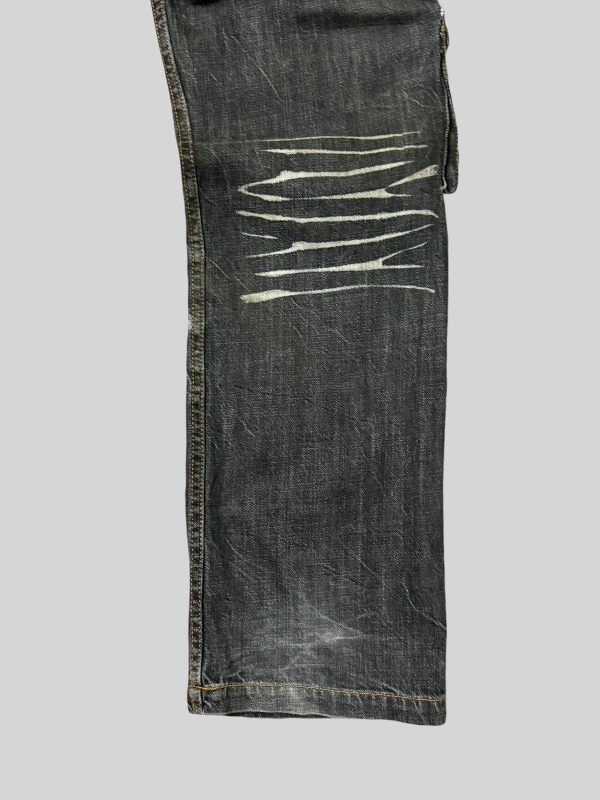 If Six Was Nine VOMANIE MULTI POCKET ACID WASH STYLE CARGO DENIM Size US 31 - 13 Thumbnail