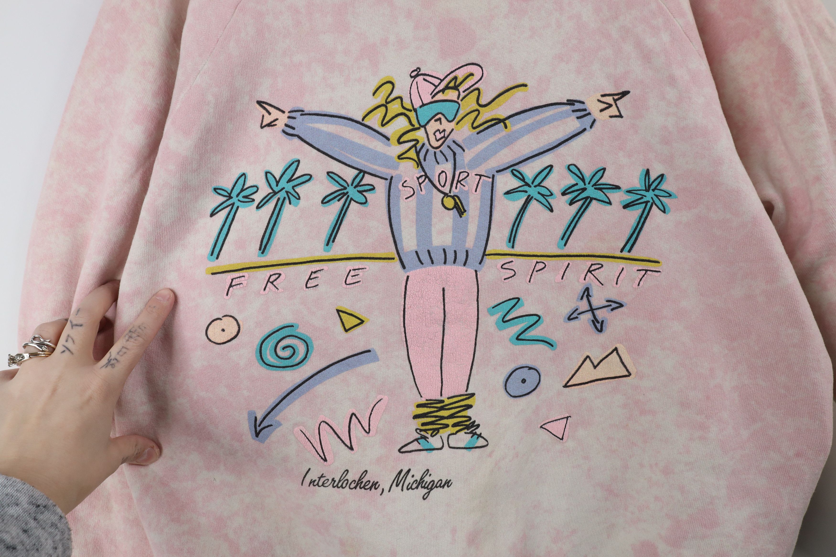 Vintage Vintage 90s Streetwear Pastel Acid Wash Crewneck Sweatshirt Size L / US 10 / IT 46 - 4 Thumbnail
