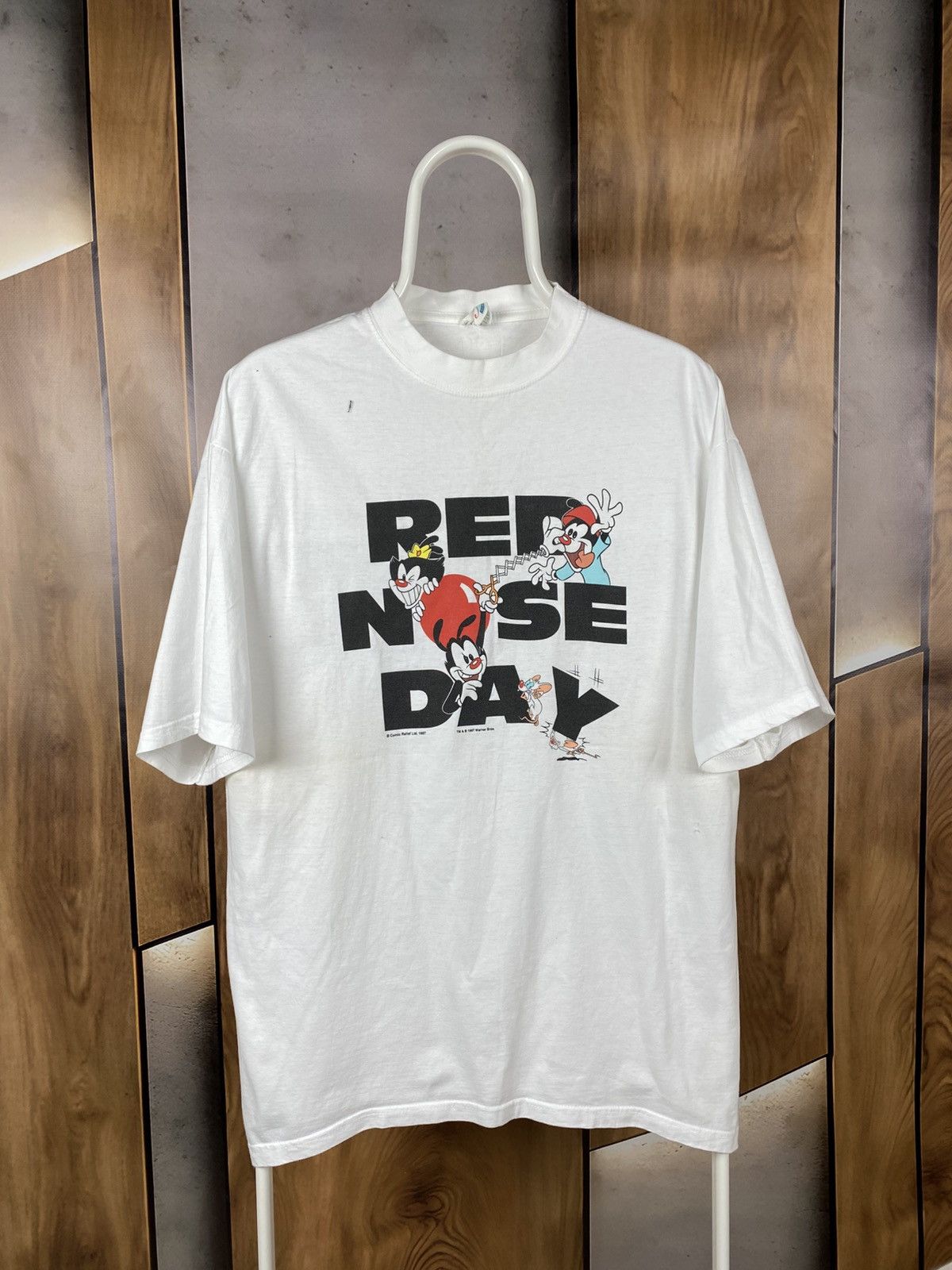 Warner Bros 🐈‍⬛Vintage Tee 1997 Warner Bros Comic Relief Red Nouse Day🐈‍⬛ Size US XL / EU 56 / 4 - 1 Thumbnail