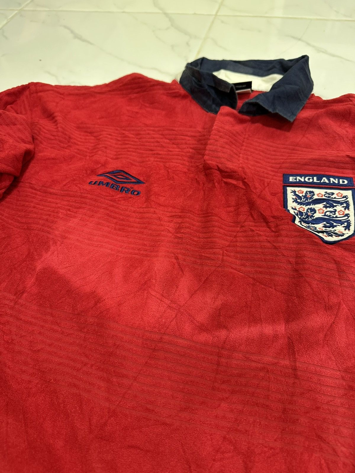 Umbro Englan football national team shirt vintage 1999-2001 Size US M / EU 48-50 / 2 - 10 Thumbnail
