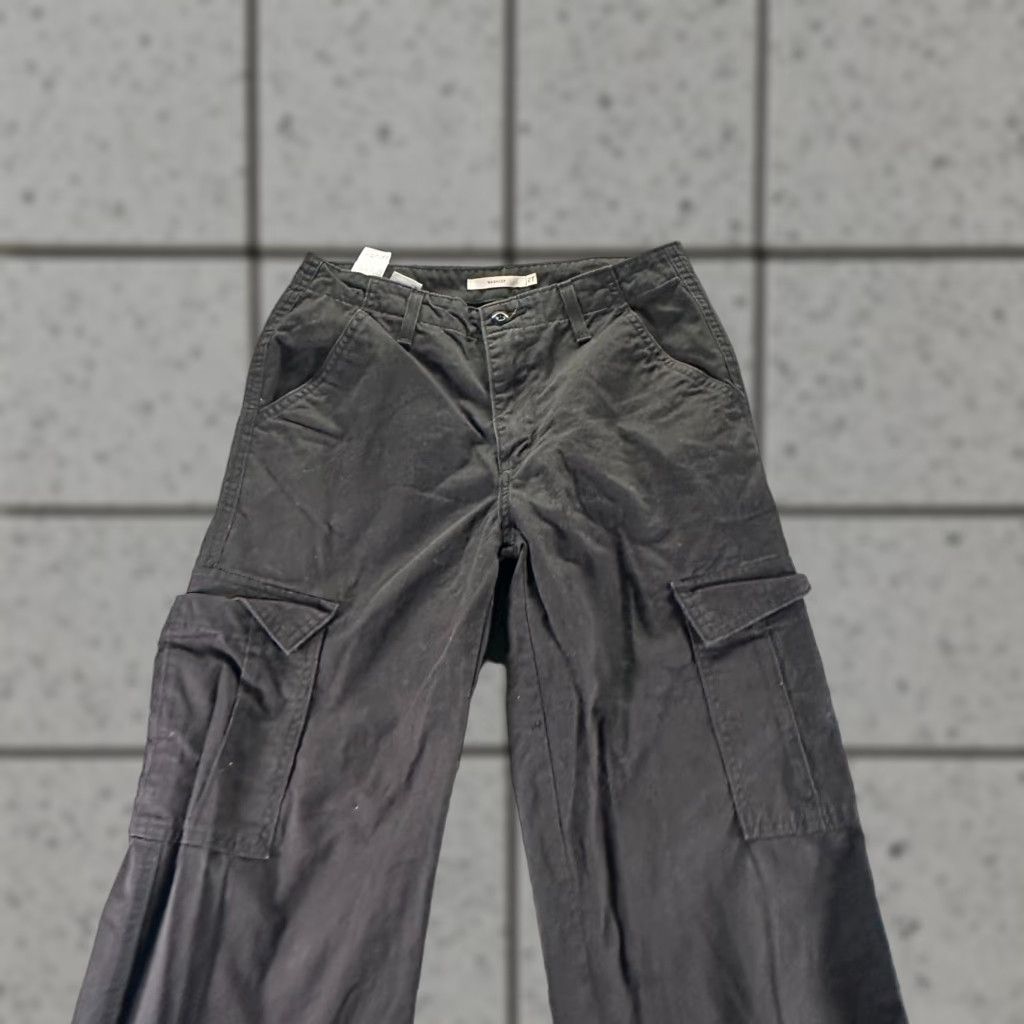 Levis Pant Women 29x31 Black Cotton Cargo Straight Leg Baggy Workwear Utility