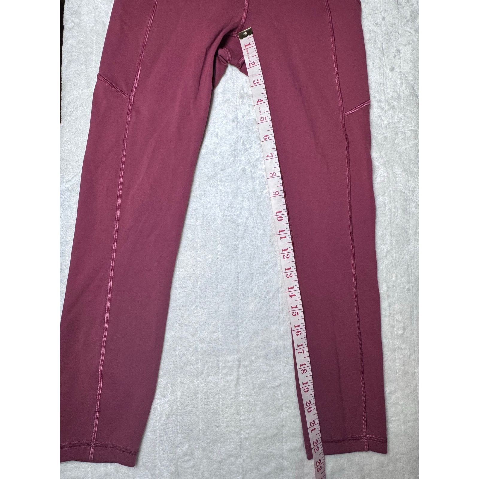 Lululemon Lululemon Invigorate Pocket Mid Rise Crop Leggings Size 4 Size 27" / US 4 / IT 40 - 7 Thumbnail