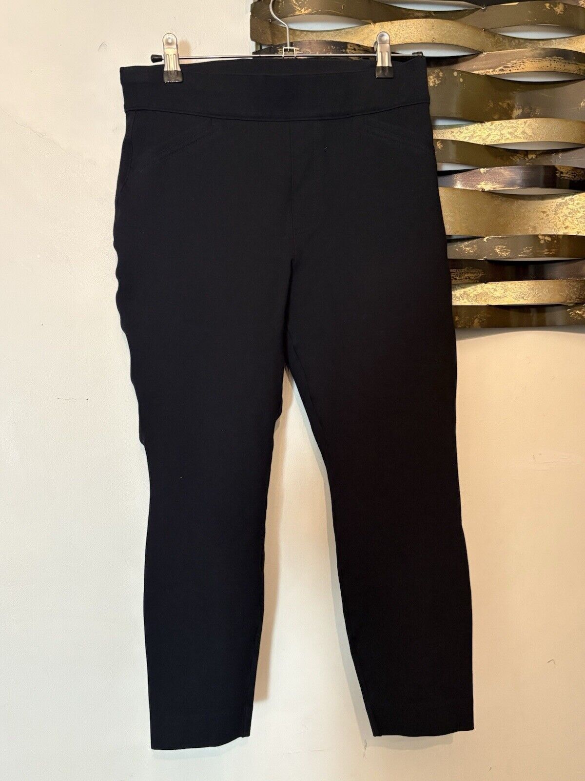 Spanx Spanx Cropped Skinny Pants Medium Size 28" / US 6 / IT 42 - 1 Thumbnail