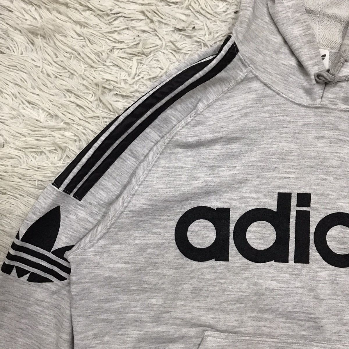 Adidas VINTAGE 90s ADIDAS SPELLOUT DISTRESSED PULLOVER HOODIE Size US L / EU 52-54 / 3 - 13 Thumbnail