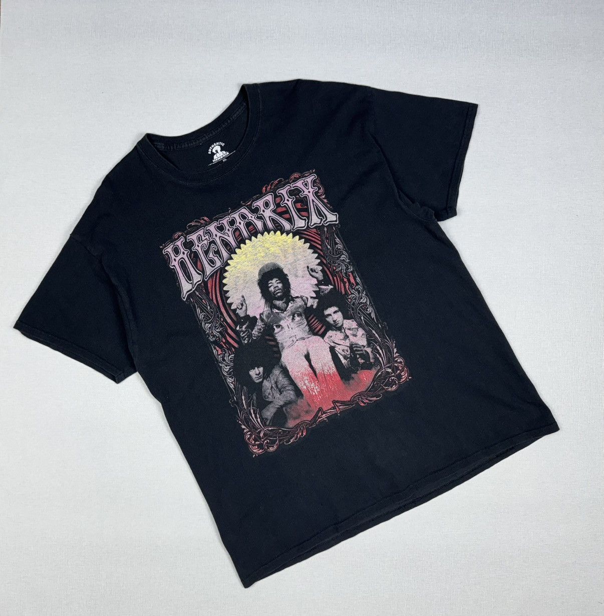 Vintage Men’s Vintage Hendrix T-Shirt size XL Size US XL / EU 56 / 4 - 1 Thumbnail