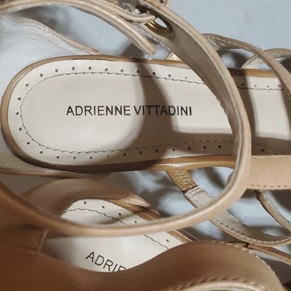 Designer Adrienne Vittadini Strappy Leather 3" Heeled Sz. 8.5 Sandala Size US 8.5 / IT 38.5 - 6 Thumbnail