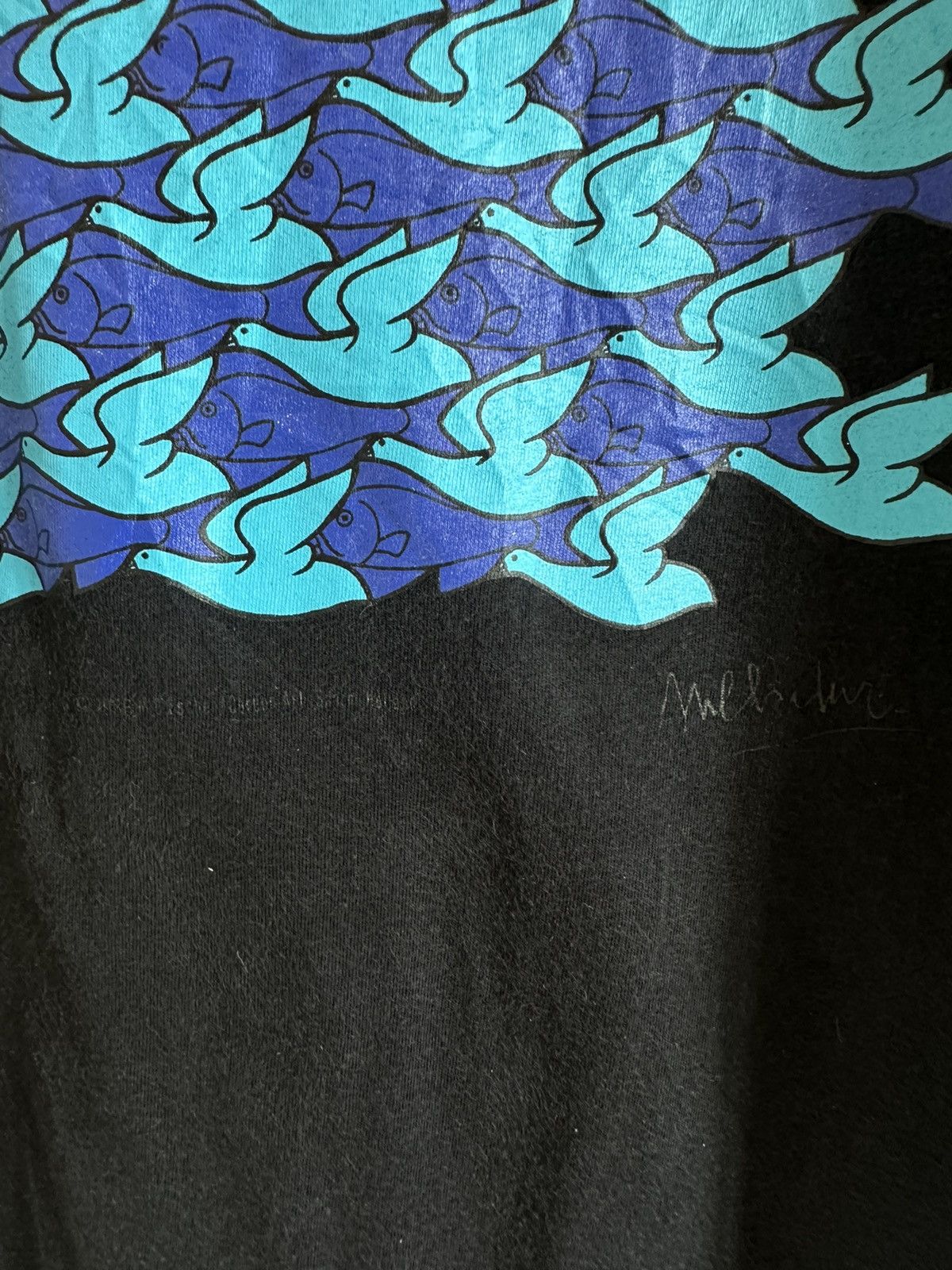Vintage VINTAGE 90s M.C.ESCHER FISH BIRD TEE Size US XL / EU 56 / 4 - 5 Thumbnail