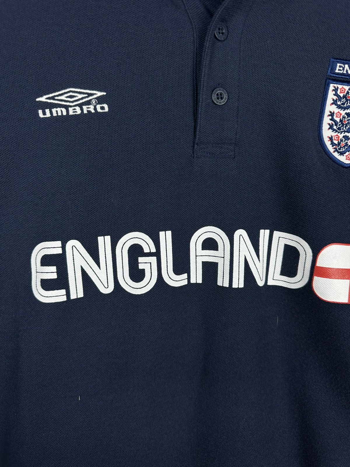 Umbro ENGLAND 2002/2004 FOOTBALL SHIRT JERSEY POLO #10 UMBRO sz L Size US L / EU 52-54 / 3 - 5 Thumbnail
