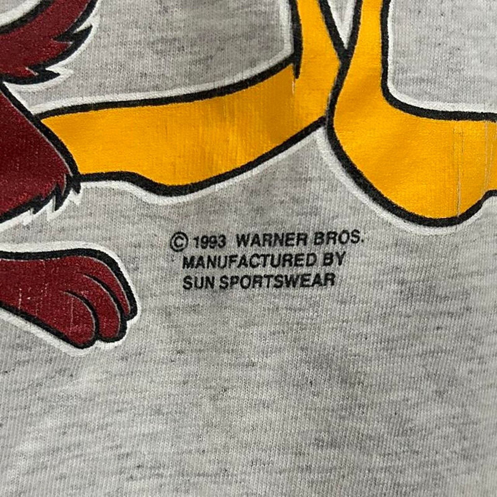 Sunny Sports Vintage 1993 Classic Looney Tunes Wraparound Tee Shirt Size US L / EU 52-54 / 3 - 5 Thumbnail
