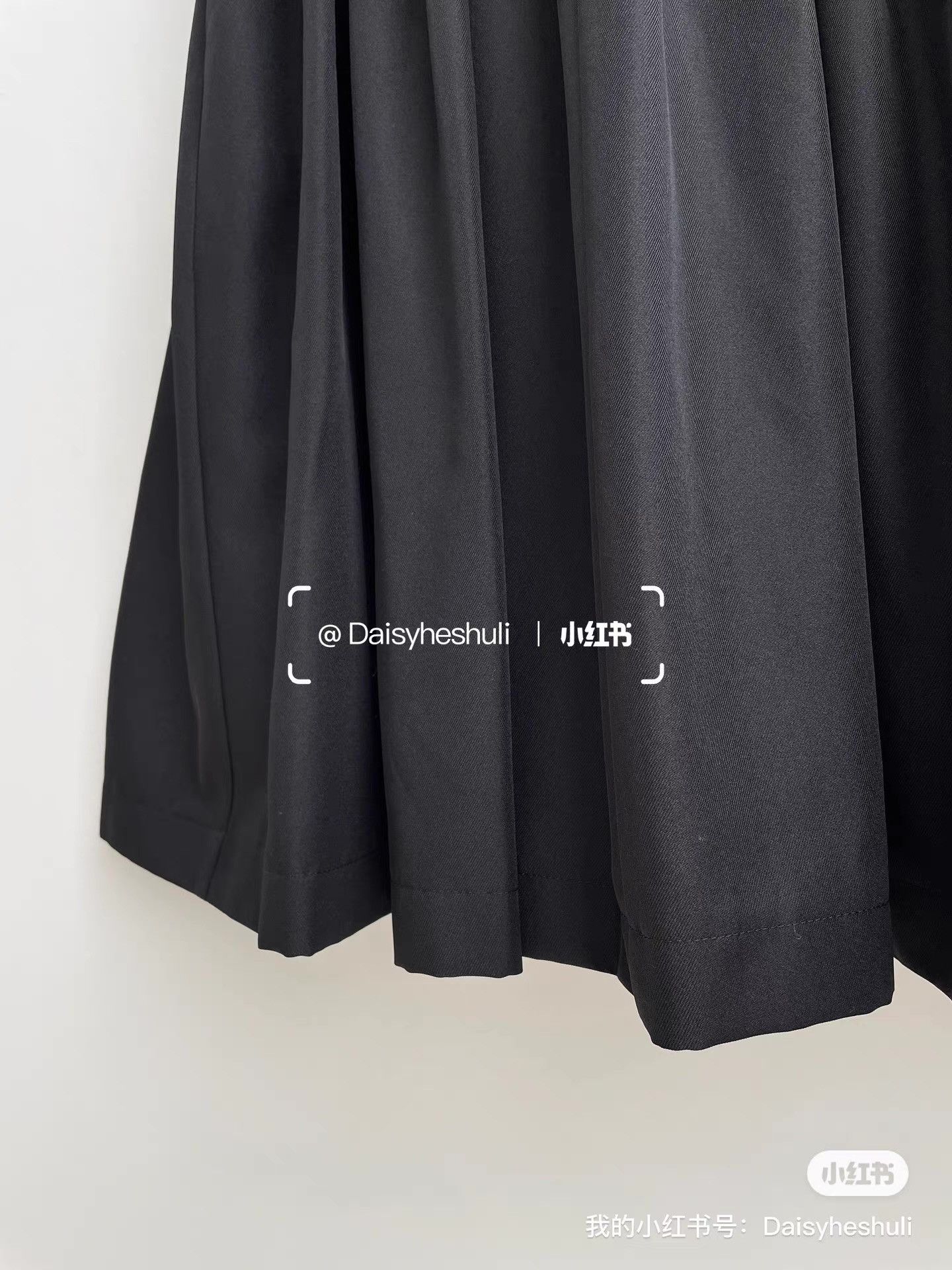 Comme des Garcons Comme des Garçons Main Line Pleated Suspender Dress Ｑ24 Size XS / US 0-2 / IT 36-38 - 4 Thumbnail