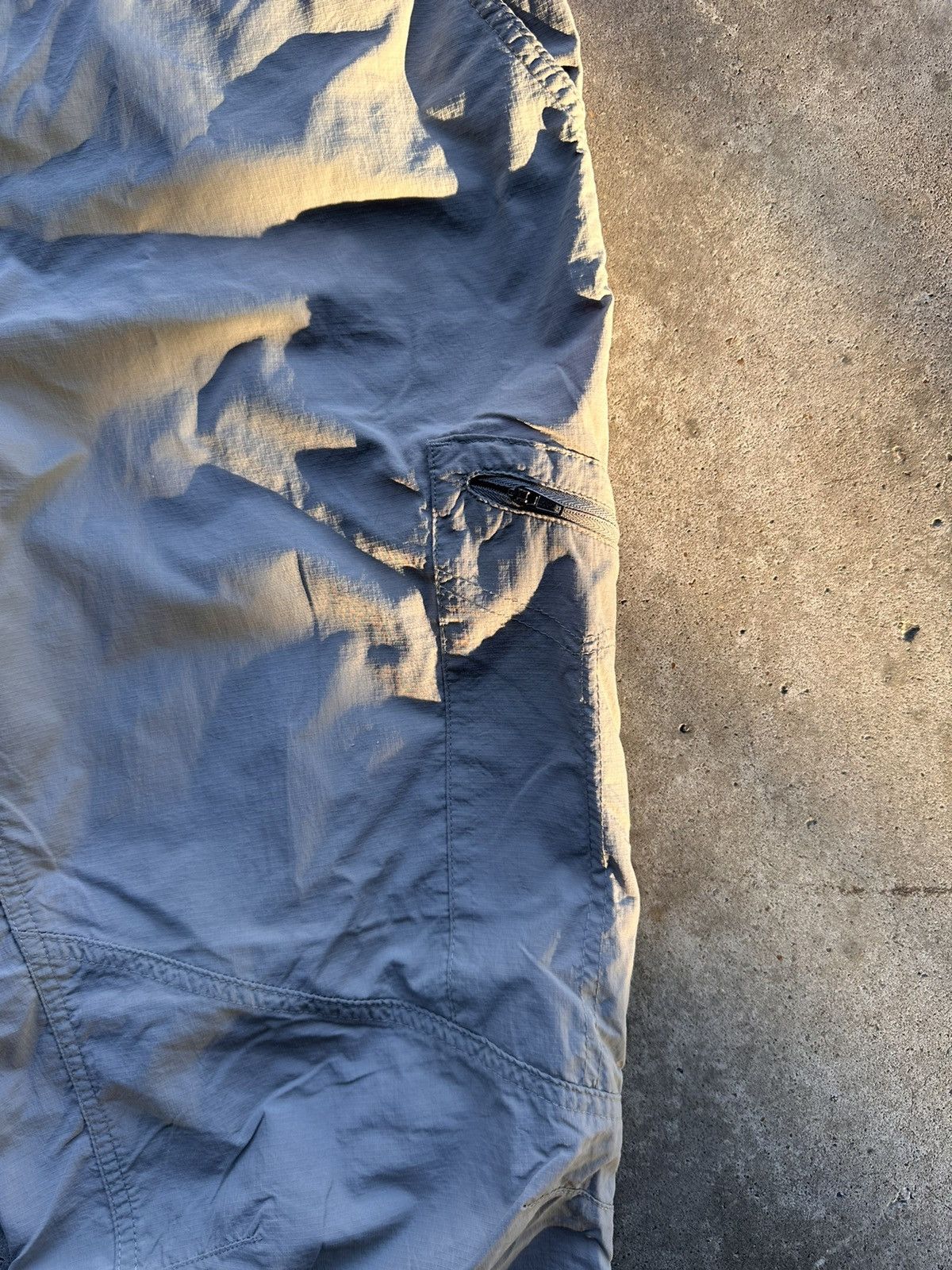 Columbia × Vintage Y2K Columbia Polyester Cargo Pants Size US 38 / EU 54 - 3 Thumbnail