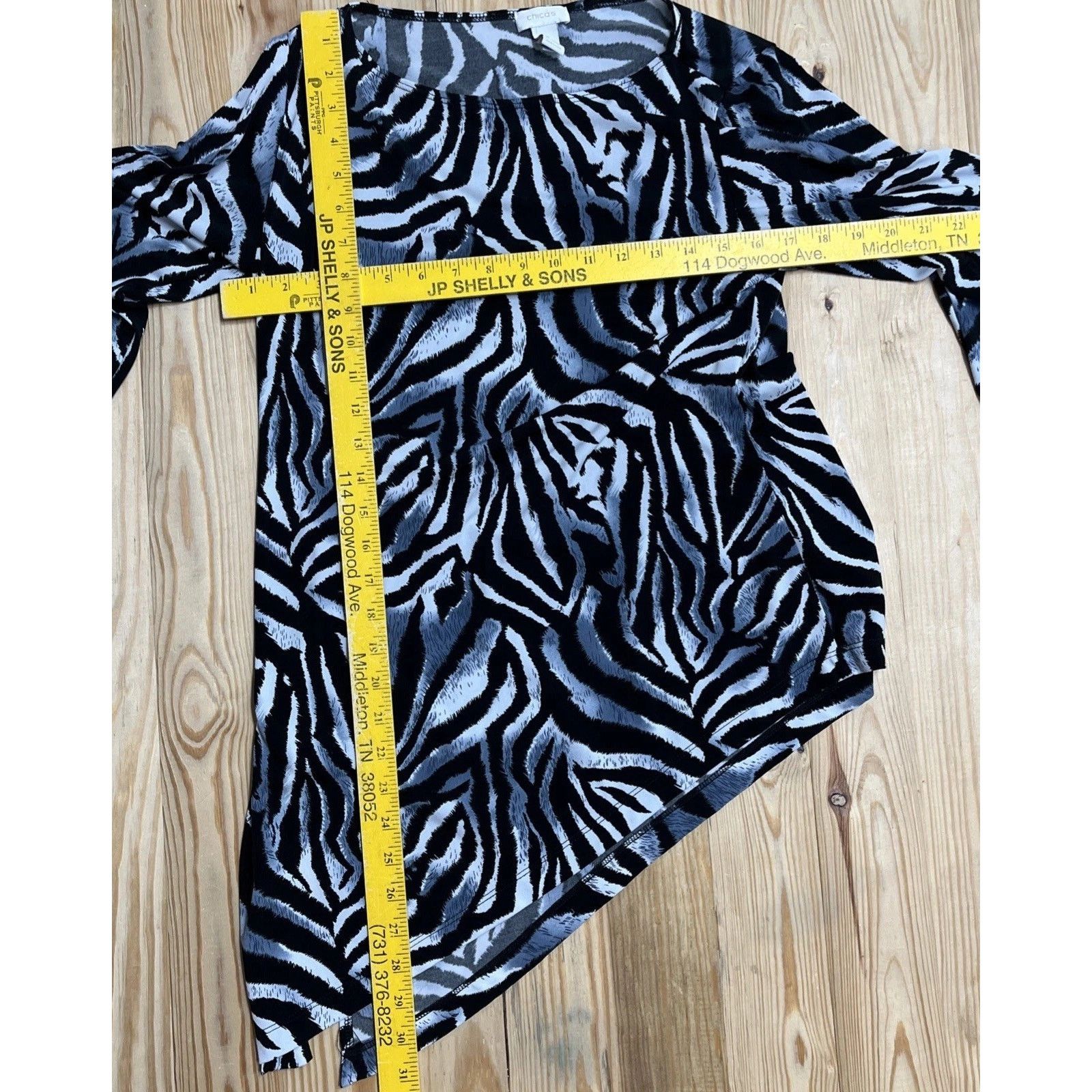 Chicos Chico's Zebra Striped Asymmetrical 3/4 Sleeve Top sz 0 Size S / US 4 / IT 40 - 5 Thumbnail
