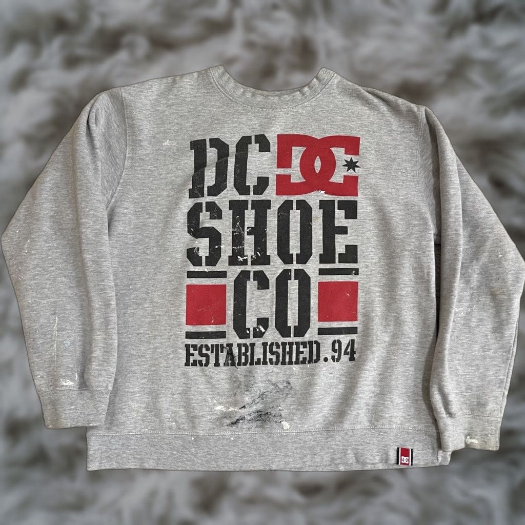 Vintage VINTAGE DC Shoes Crewneck Sweatshirt Mens Large Gray Dyrdek Skate Y2K Grunge Shirt pullover Crew Neck graphic printMens Regular Size US L / EU 52-54 / 3 - 1 Thumbnail