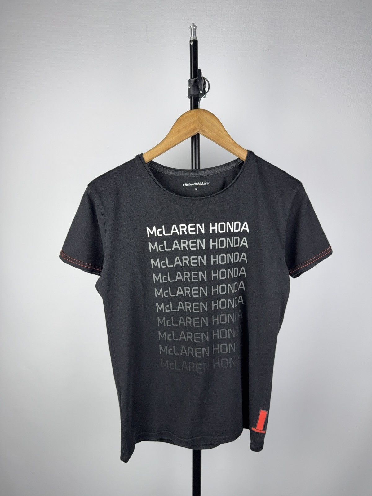 Malcolm McLaren Vintage 00s Racing F1 Formula One McLaren x Honda t shirt Size M / US 6-8 / IT 42-44 - 1 Thumbnail