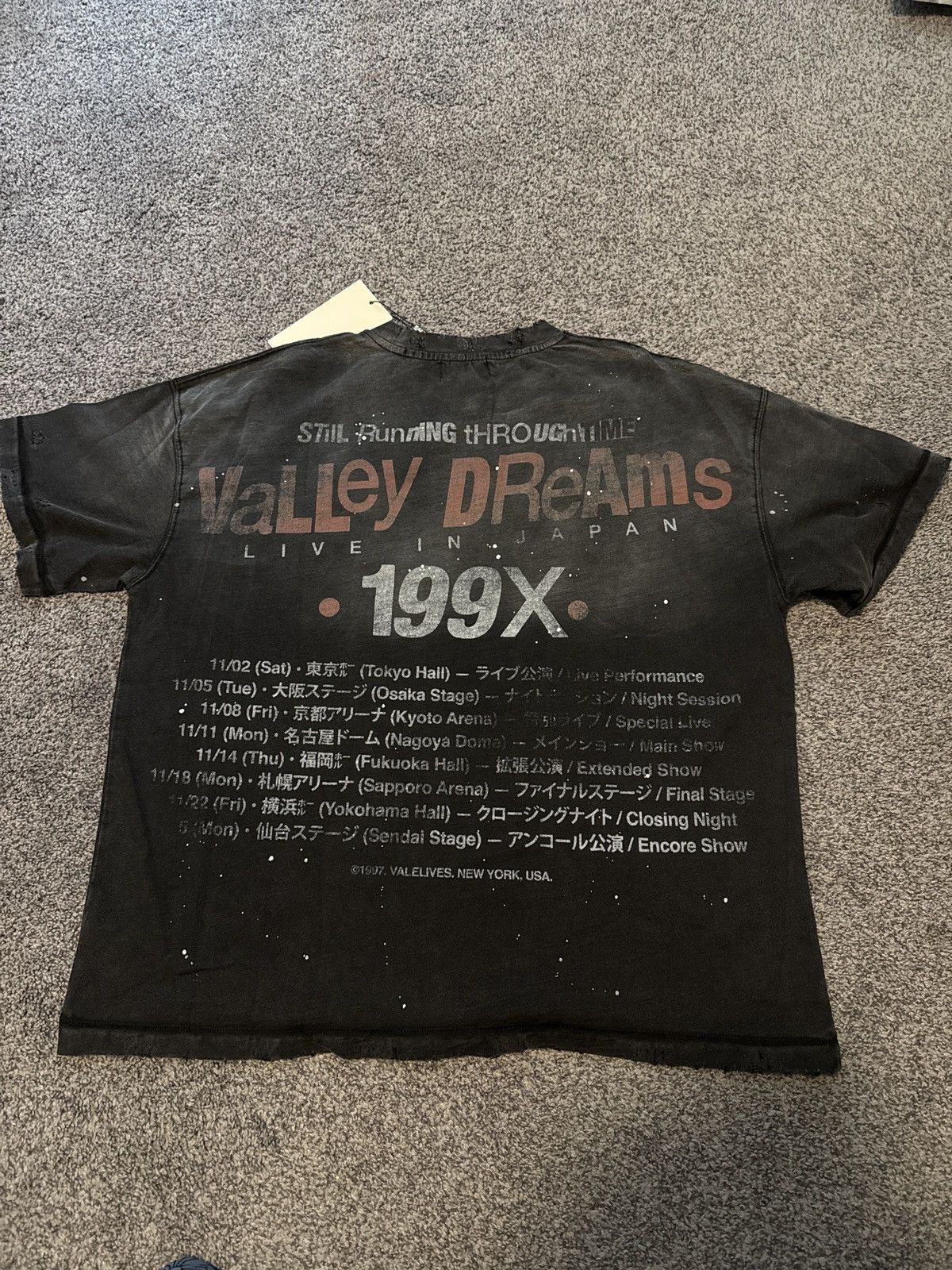 Vale Vale Valley Dreams- Washed Black Akira tee - Large - BNWT Size US L / EU 52-54 / 3 - 2 Thumbnail