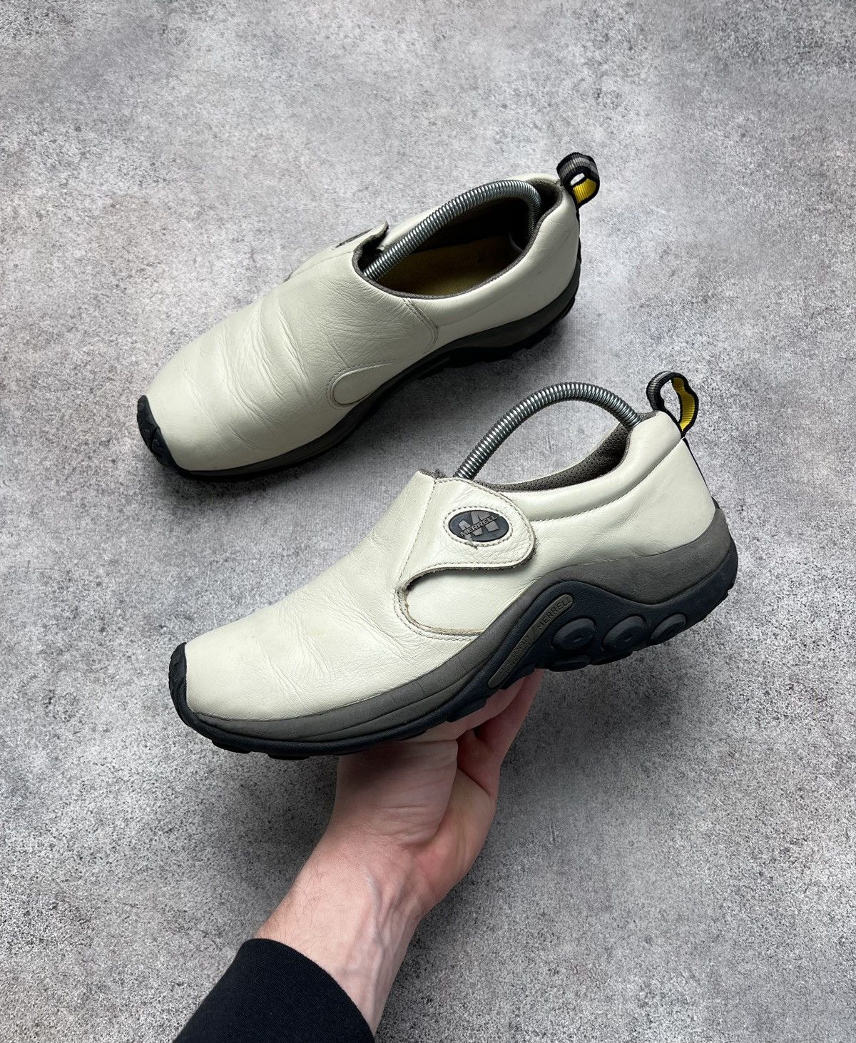 Merrell Vintage Iconic Leather Shoes in Beige, Men's (Size 9)
