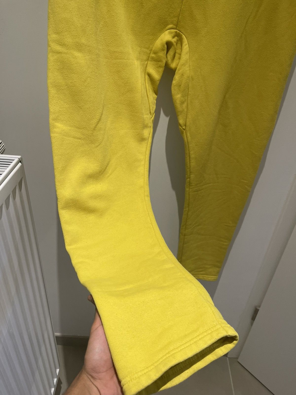 Bless BLESS N° 47 SMLXL Long Yellow Sweatpants Size US 30 / EU 46 - 10 Thumbnail