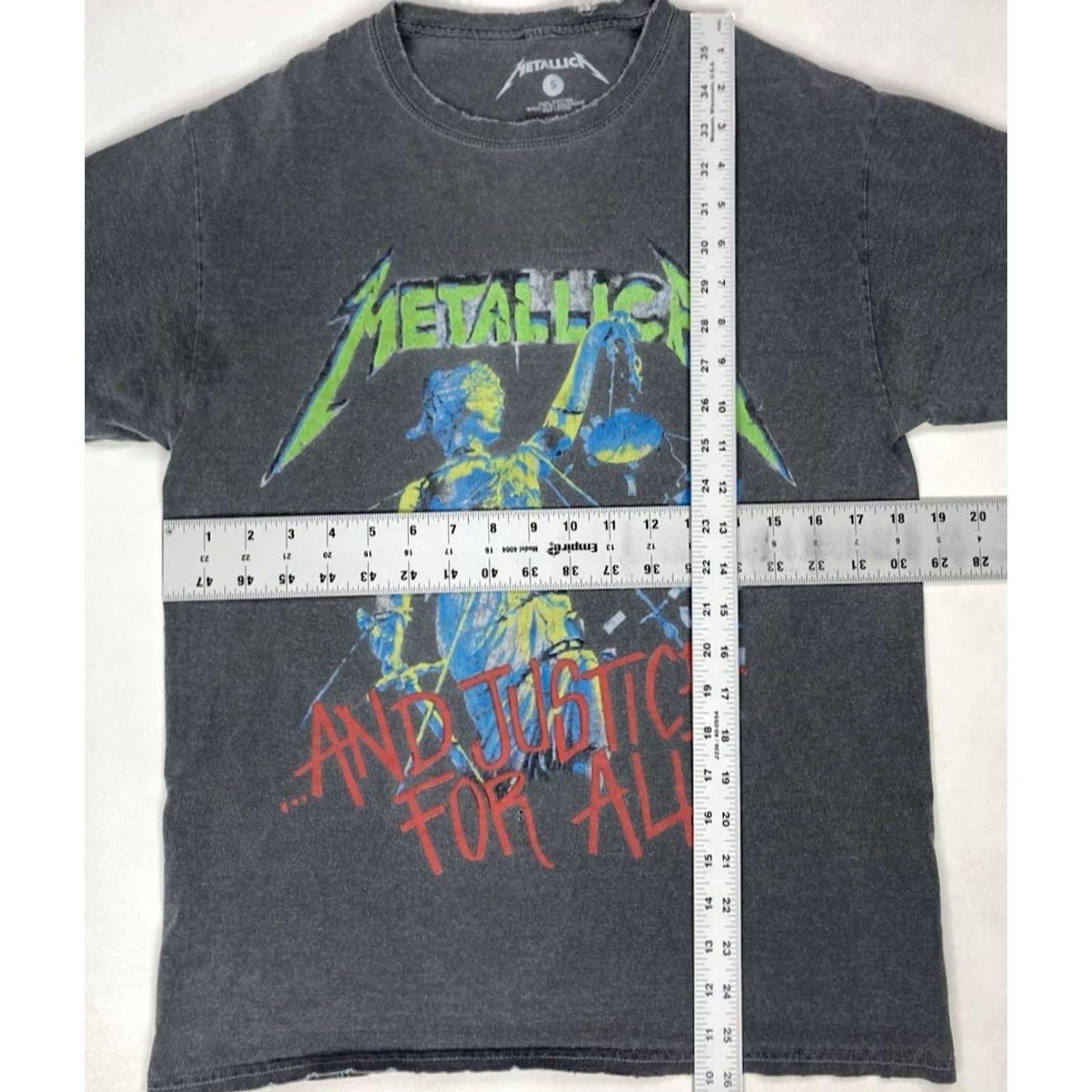 Vintage VINTAGE Metallica And Justice For All Graphic T-shirt Men Small Gray Distressed Music Size US S / EU 44-46 / 1 - 7 Thumbnail
