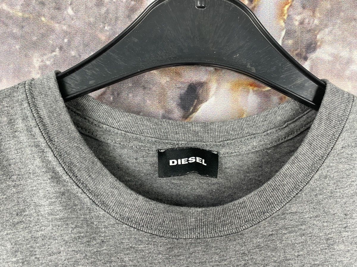Diesel × Vintage Women’s Diesel T-Shirt Streetwear Size XS Size XS / US 0-2 / IT 36-38 - 5 Thumbnail