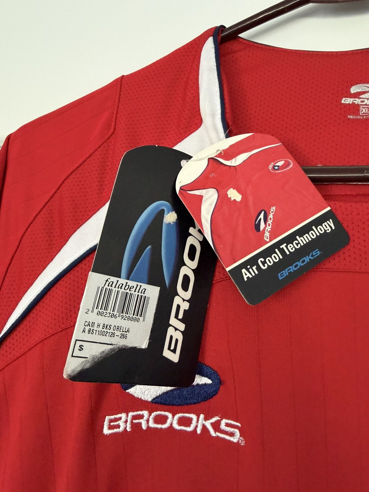 Brooks BROOKS ORELLANA CHILE NATIONAL JERSEY 2008 WORLD CUP SOCCER Size US XL / EU 56 / 4 - 9 Thumbnail
