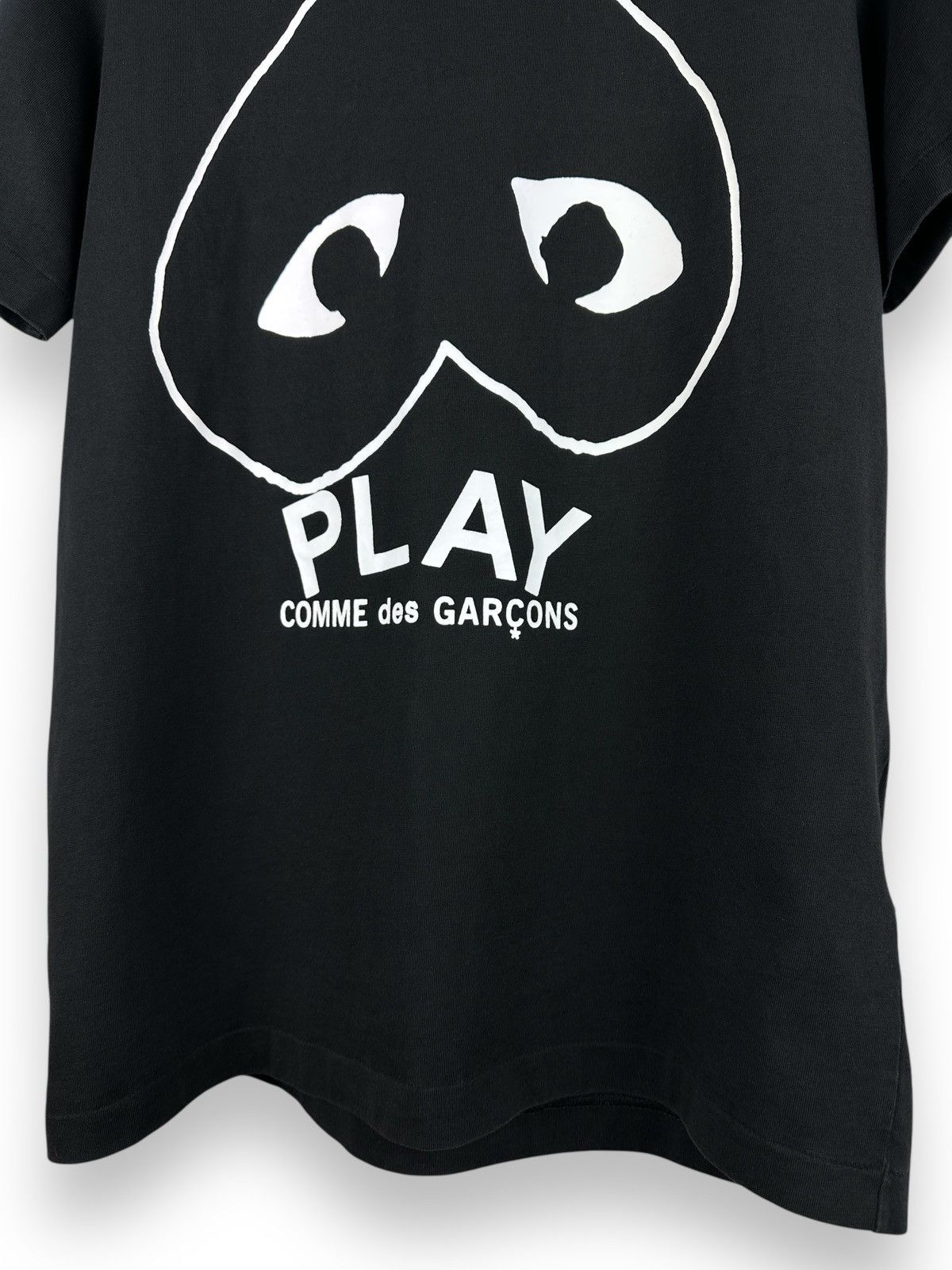 Comme des Garcons PLAY Play Comme des Garçons Upside Down Heart Black T-Shirt Size US S / EU 44-46 / 1 - 6 Thumbnail
