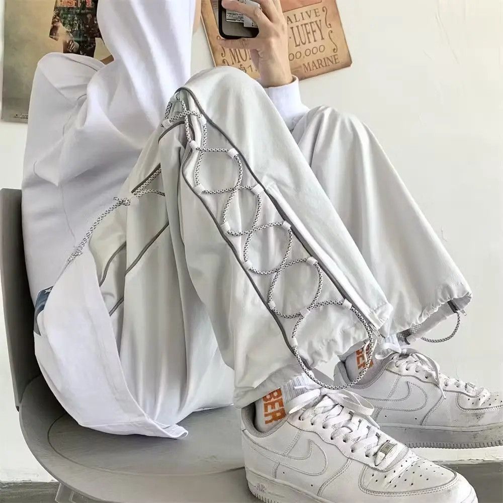 image of Streetwear White Cargo Men Oversize Wide Pants (Size 35)