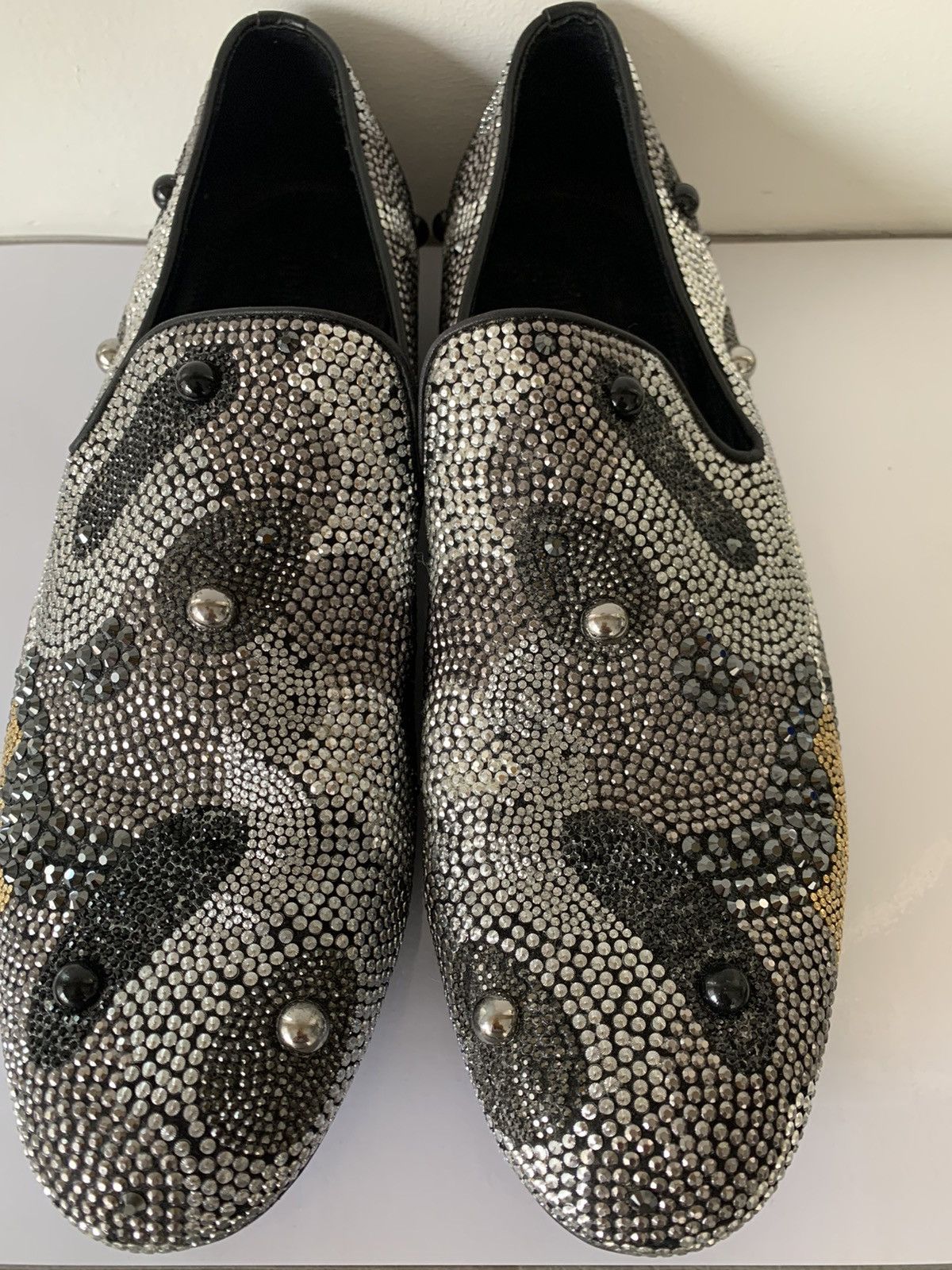 Jimmy Choo × Signatures Jimmy Choo Swarvoski Signature Shoe (Size 42)