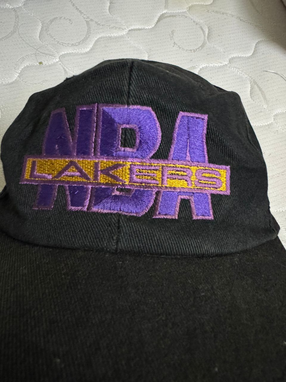 Vintage VINTAGE 90S LOS ANGELES LAKERS NBA CAP Size ONE SIZE - 8 Thumbnail