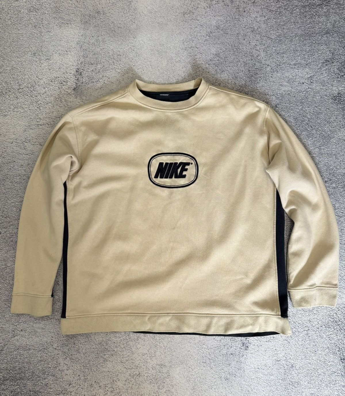 Nike Vintage Nike Center Logo Sweatshirt XXL XXXL Y2K Swoosh Size US XXL / EU 58 / 5 - 1 Thumbnail