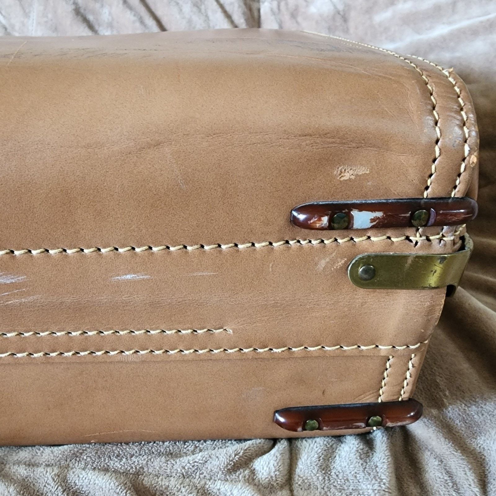 Hartmann Hartmann Knocabout Leather Suitcase - 21"x12"x"6 - Vintage Size ONE SIZE - 14 Thumbnail