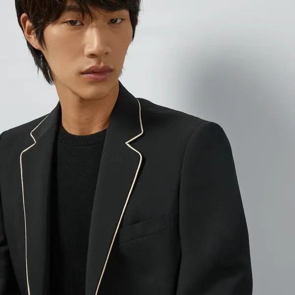 Gucci o1s1wg110426 Wool Mohair Formal Jacket in Black Size US S / EU 44-46 / 1 - 3 Thumbnail