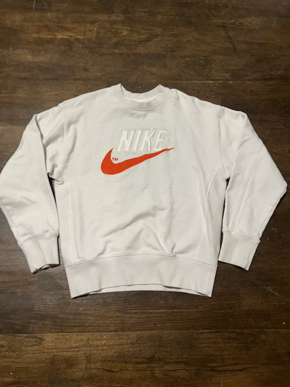 Nike Nike Logo Crewneck Pullover Small Size US S / EU 44-46 / 1 - 1 Thumbnail