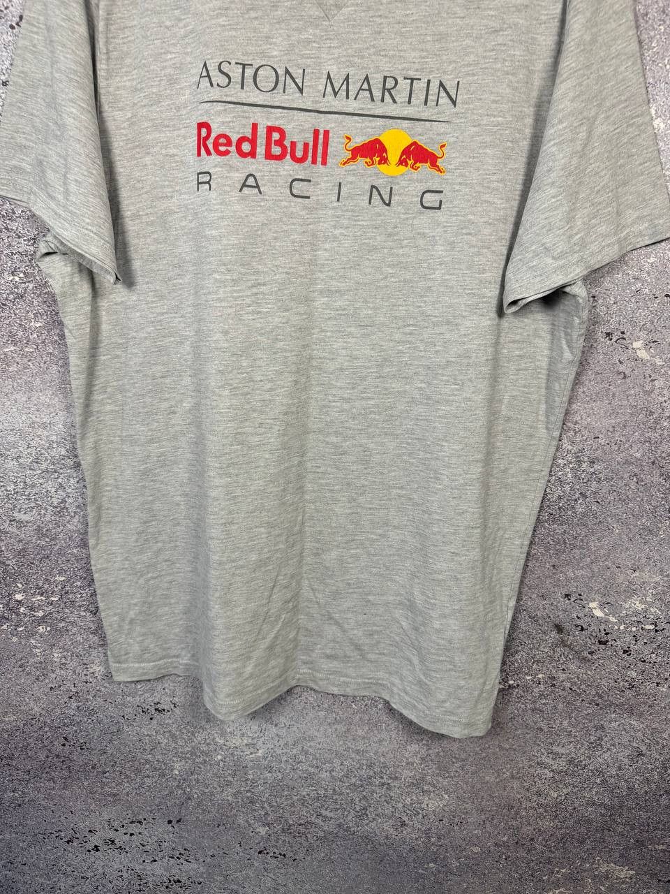 Red Bull Aston Martin Red Bull Racing Team Formula 1 T-Shirt Size US XL / EU 56 / 4 - 5 Thumbnail