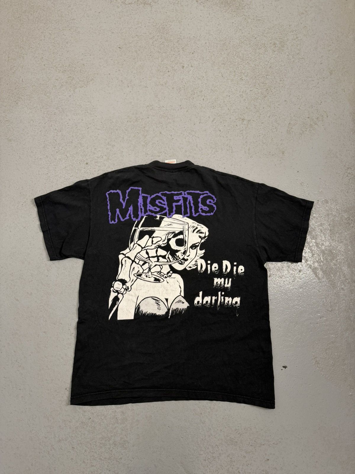 Band Tees Vintage 2001 Misfits Die Die My Darling Screen Star T-Shirt Size US XL / EU 56 / 4 - 1 Thumbnail