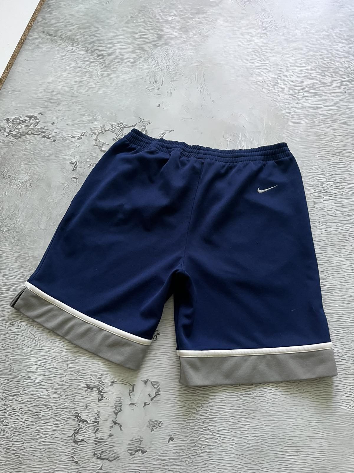 Nike Y2K Nike Streetwear Vintage Shorts Blue Size US 33 - 3 Thumbnail
