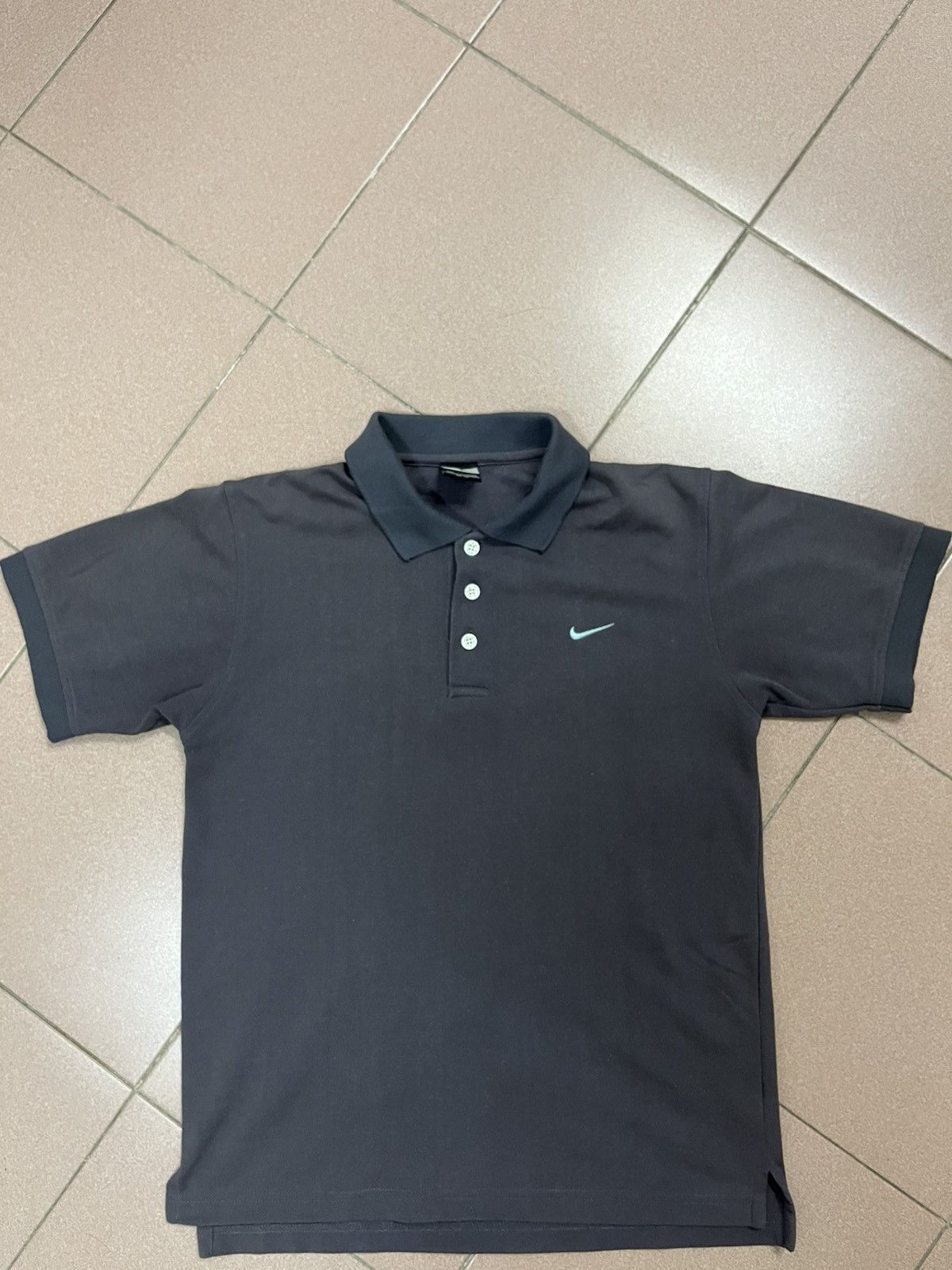 Nike × Vintage Vintage nike collar tee Size US M / EU 48-50 / 2 - 2 Thumbnail