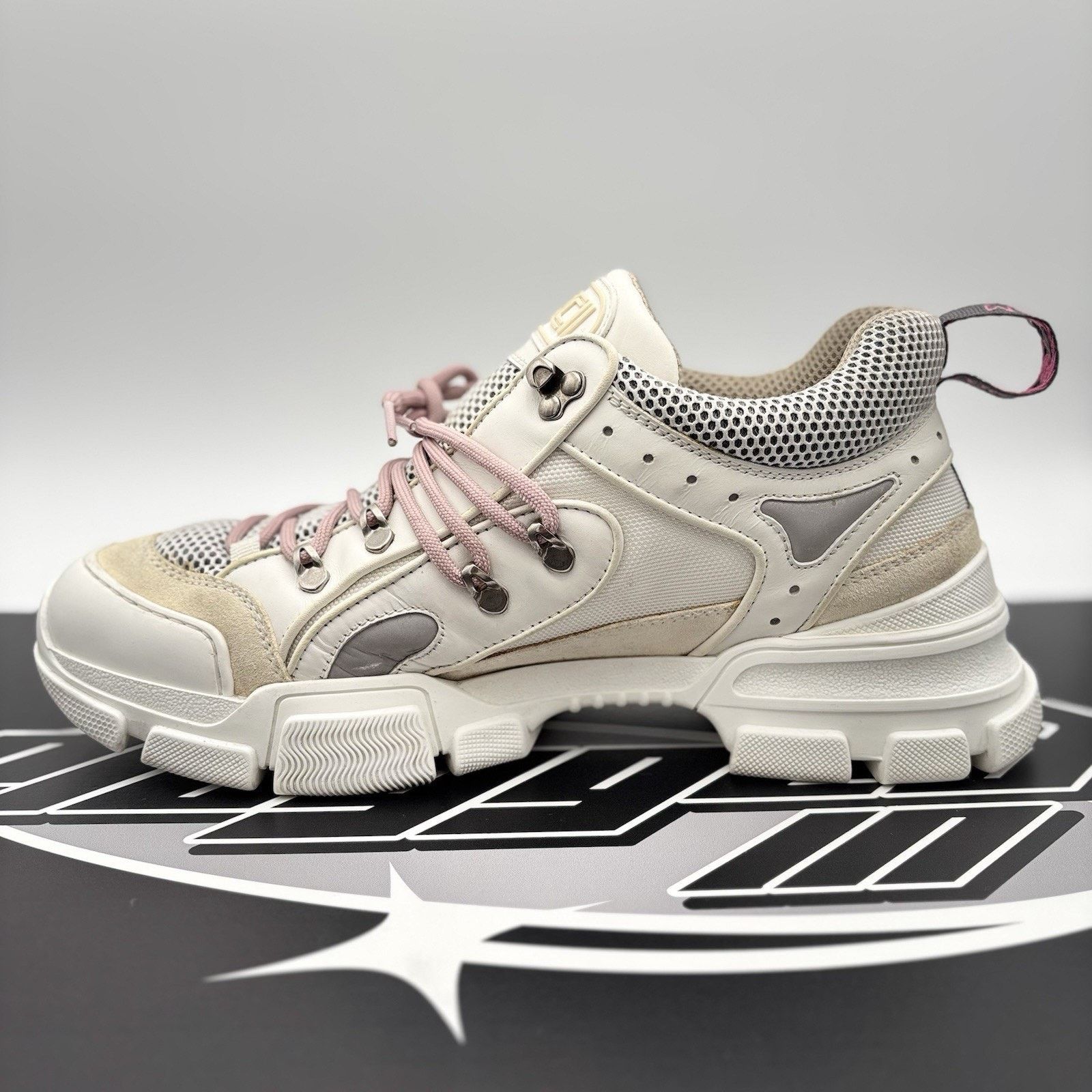 Gucci Gucci Flashtrek SEGA ' White, Beige ' | GREAT CONDITION! Size US 12.5 / EU 45-46 - 4 Thumbnail