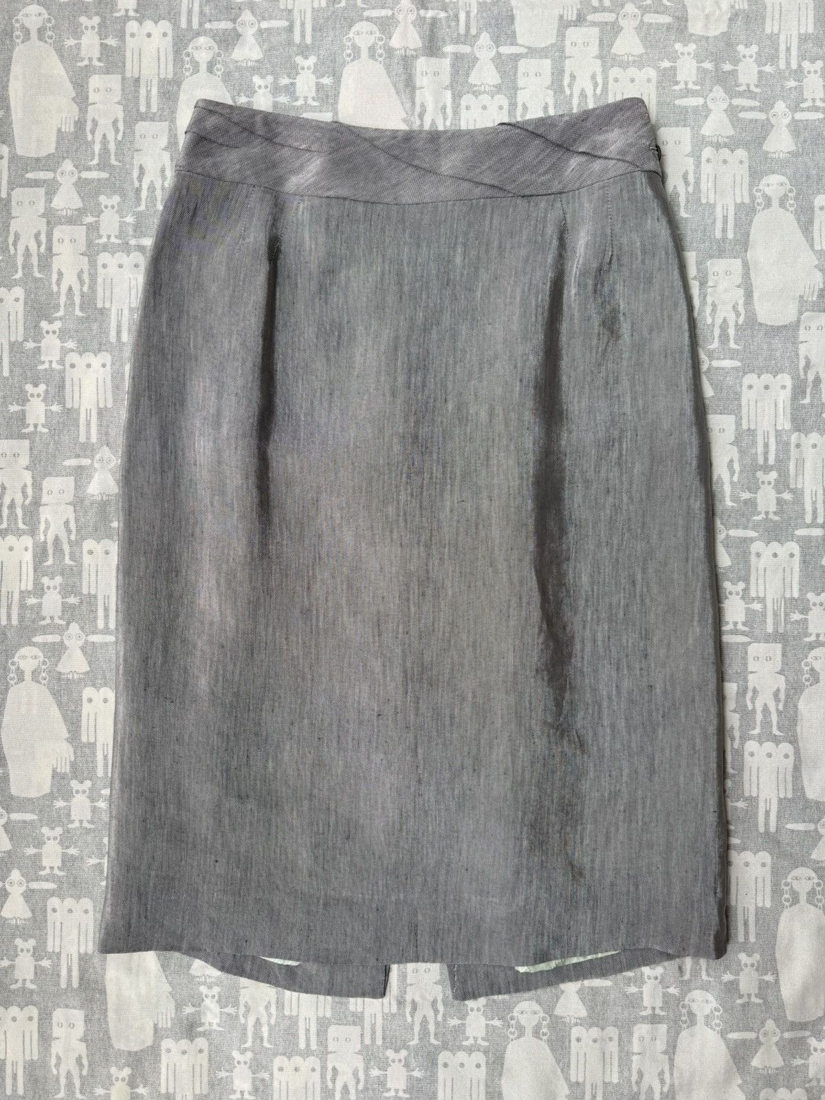 Alexander McQueen Alexander McQueen SS99 Silver Blazer & Skirt Suit Size L / US 10 / IT 46 - 18 Thumbnail