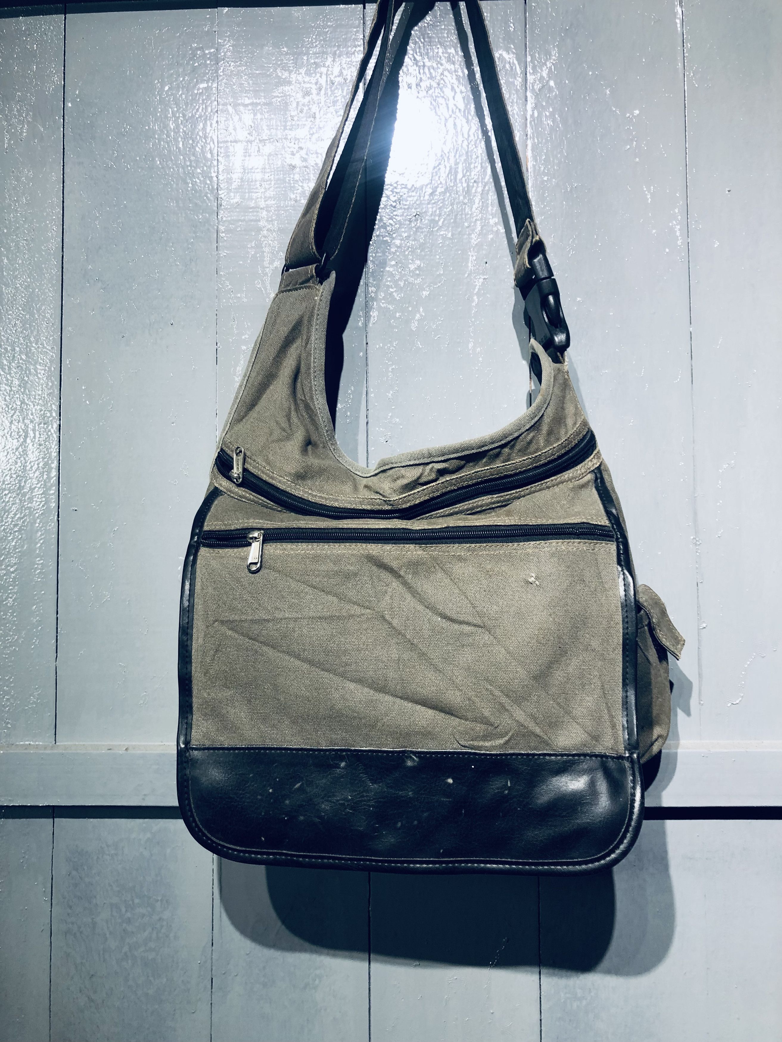 Japanese Brand JAPANESE XSIGNAL STREETWEAR FASHION STYLE CROSSBODY BAG Size ONE SIZE - 21 Thumbnail