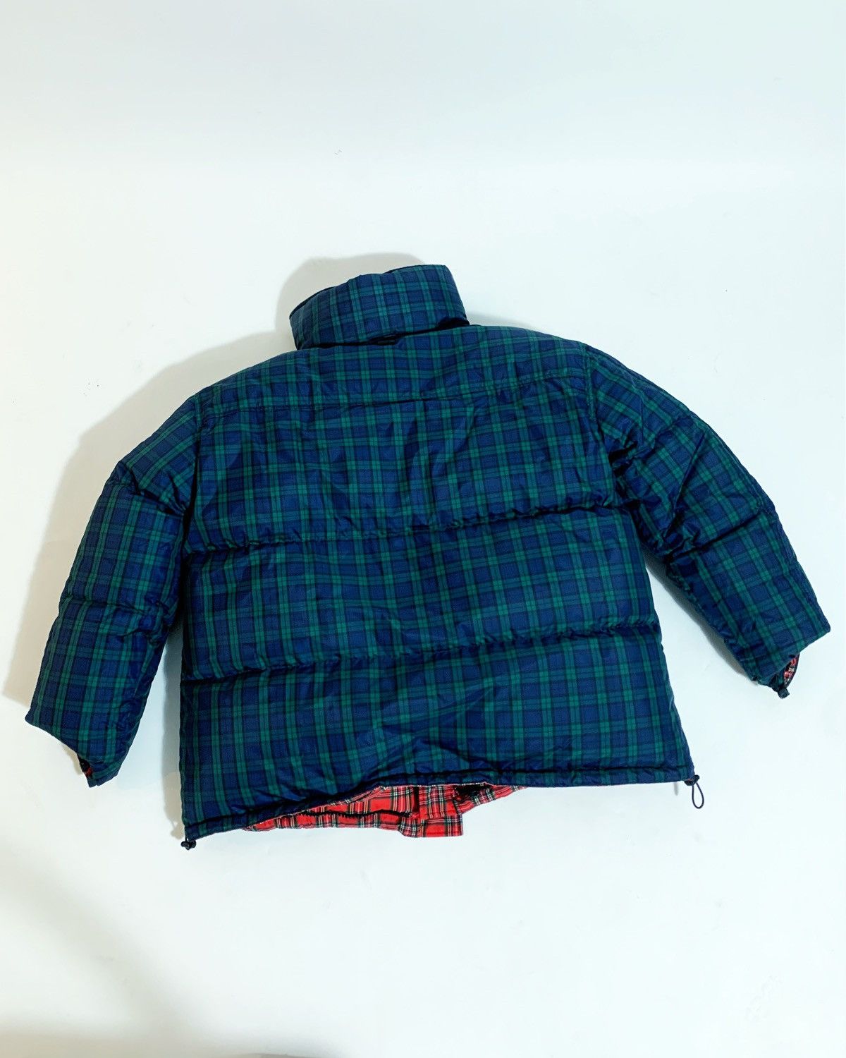 Vetements Vetements fw19 check reversible puffer jacket in red Size US L / EU 52-54 / 3 - 8 Thumbnail