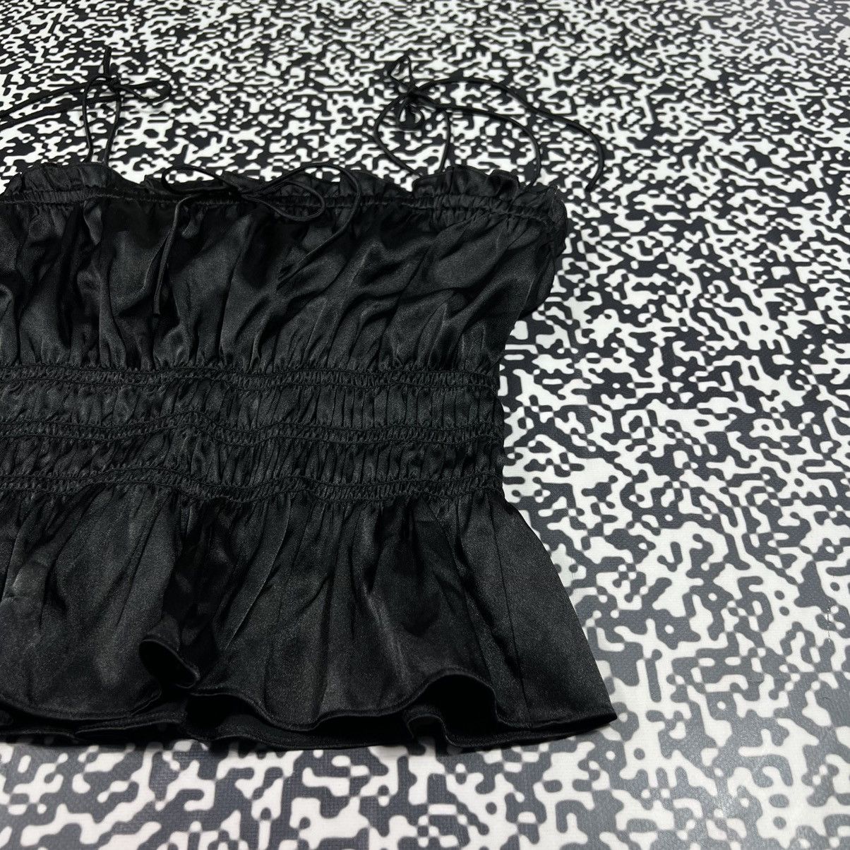 Japanese Brand Vintage Y2K Japanese Retro Style Flared Basic Tank Top Size L / US 10 / IT 46 - 10 Thumbnail