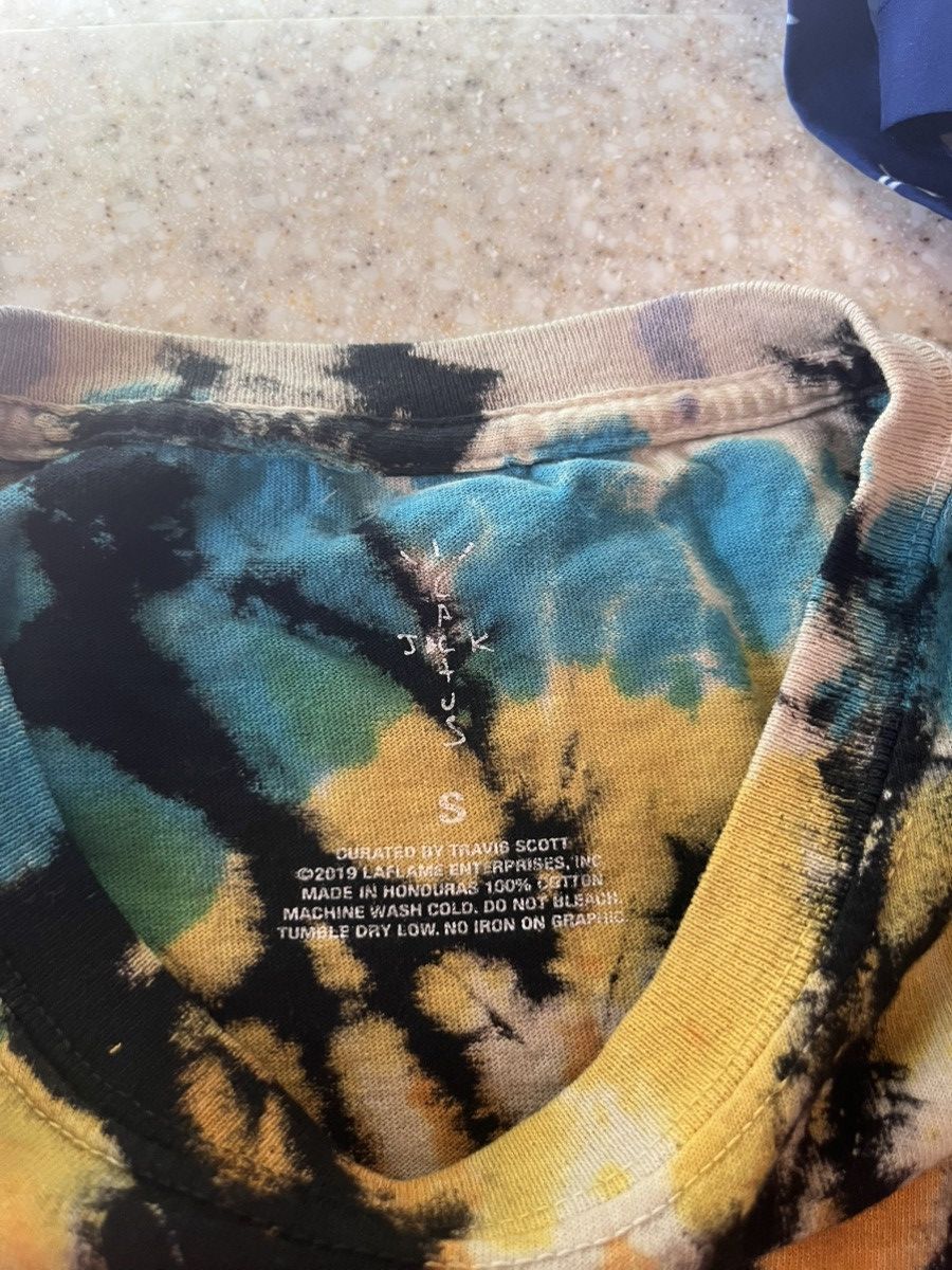 Travis Scott Travis scott highest in the room tee Size US S / EU 44-46 / 1 - 3 Thumbnail