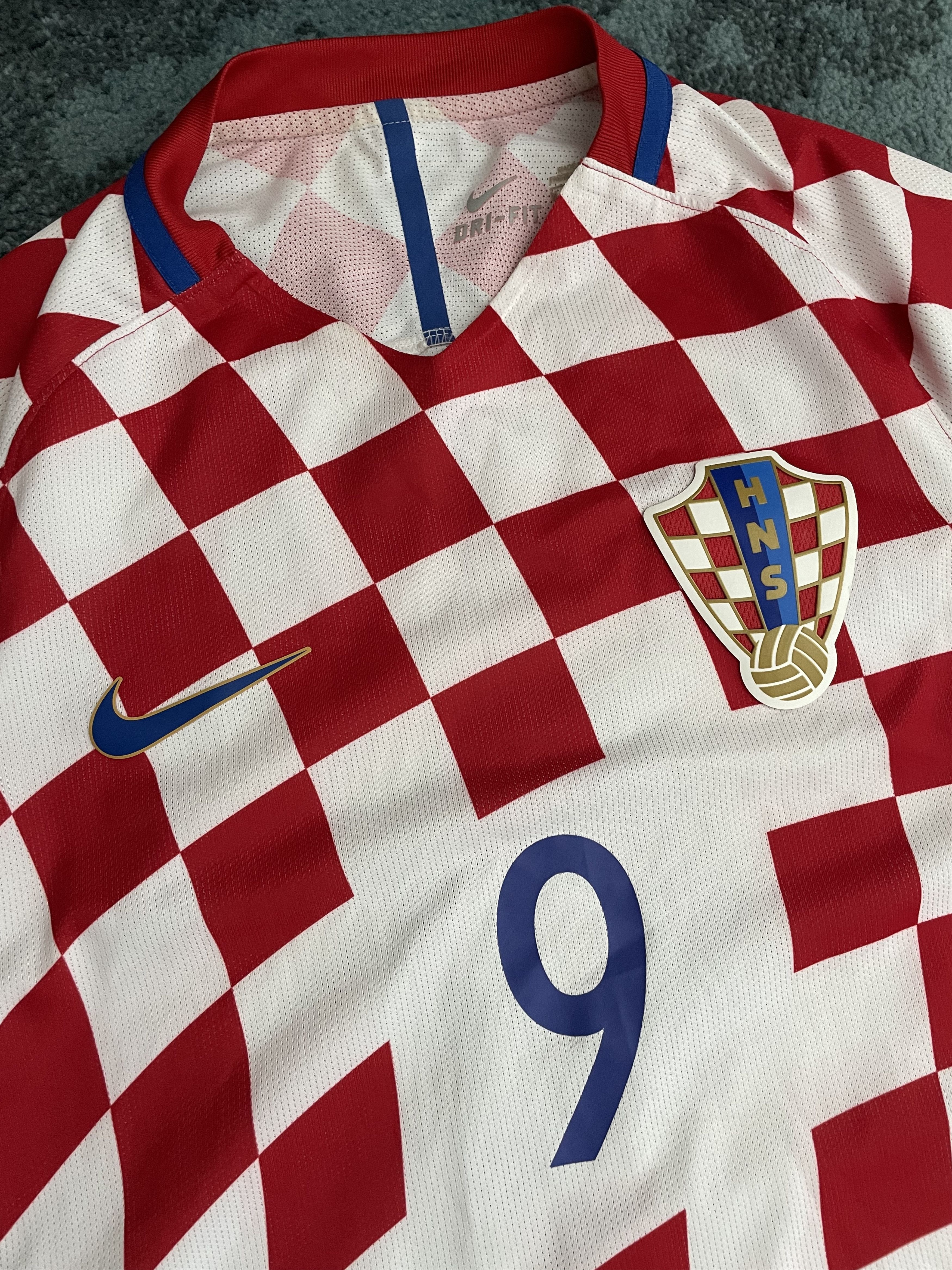 Nike Nike Croatia Euro 2016 Match Issue Home Shirt Size US M / EU 48-50 / 2 - 2 Thumbnail